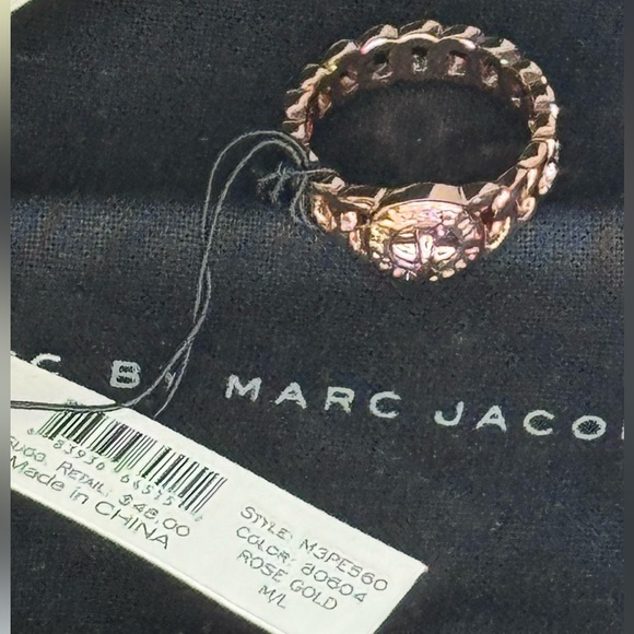 MARC by MARC JACOBS - NWT Turnlock Rose Gold Fashion Sz M/L (7-8) - Picture 2 of 7
